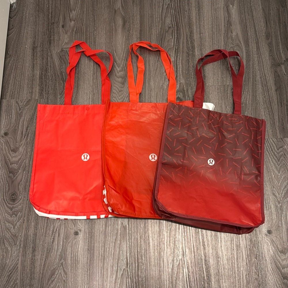 Bundle of Lululemon reusable tote bags